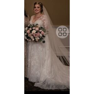 BUNDLE  Long Sleeve LACE Wedding Dress w Keyhole Back, Veil, and a Coat #Wedding
